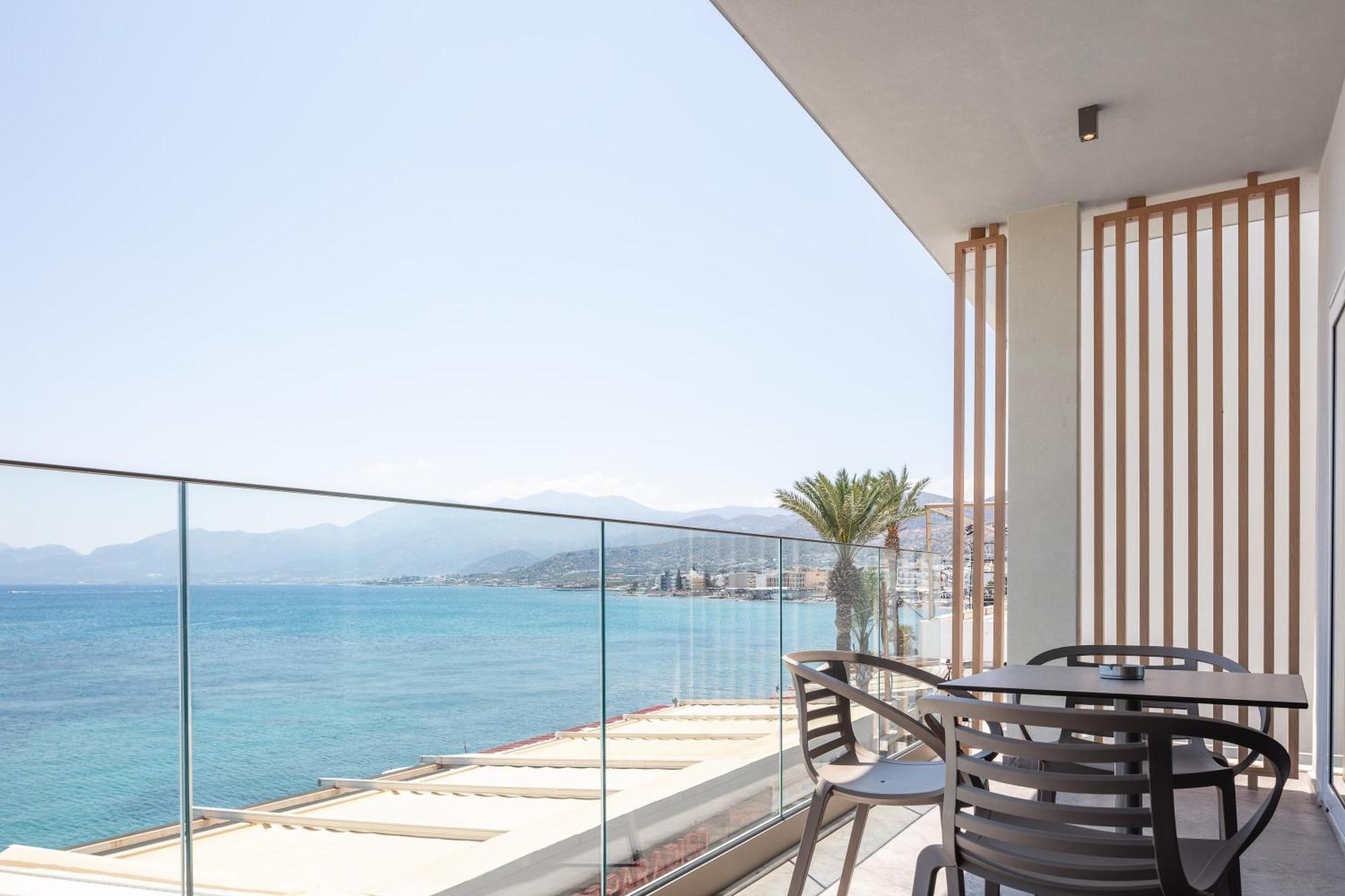 Skipper Beachfront Suites Hersonissos  Zewnętrze zdjęcie