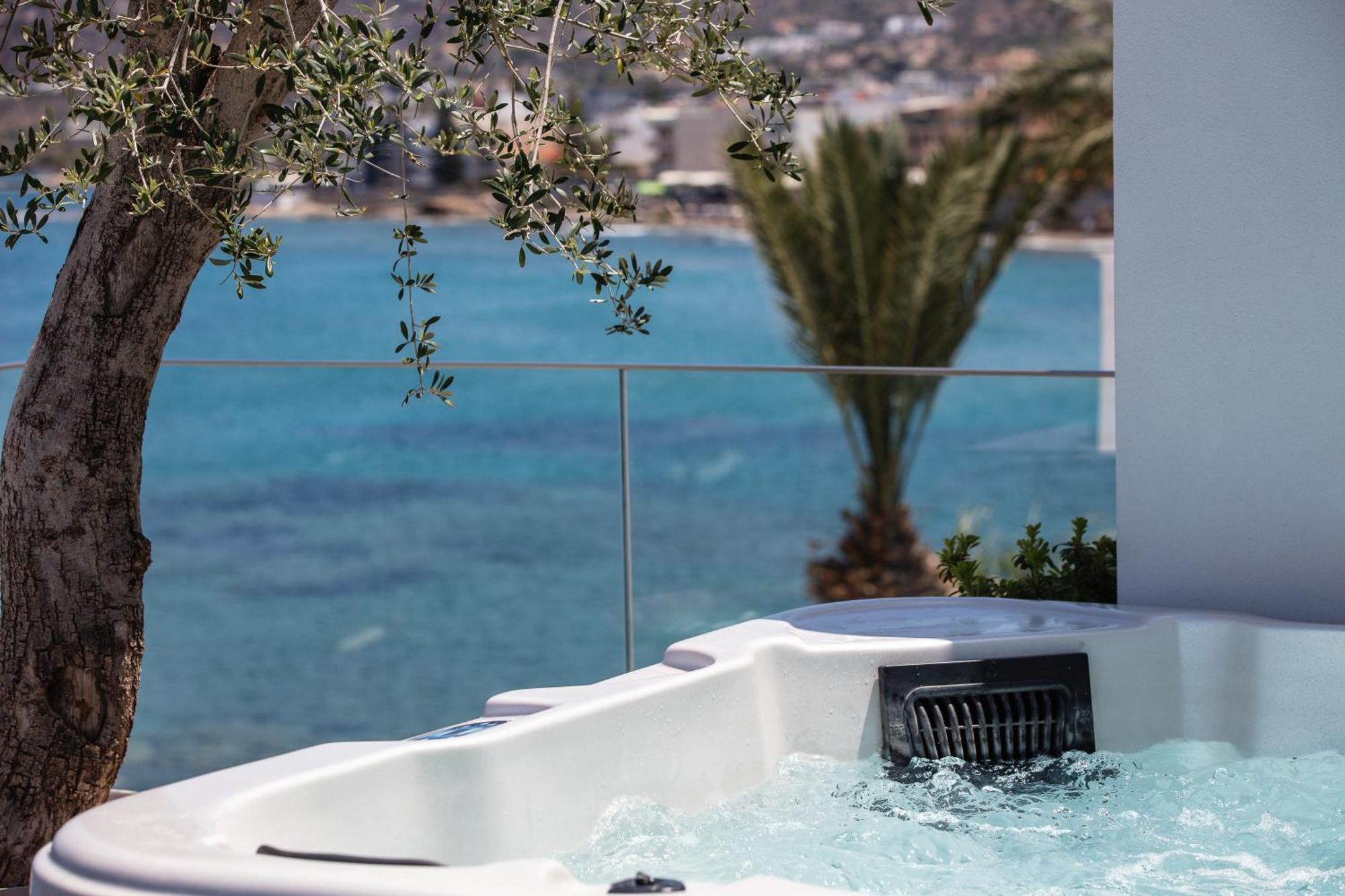 Skipper Beachfront Suites Hersonissos  Zewnętrze zdjęcie
